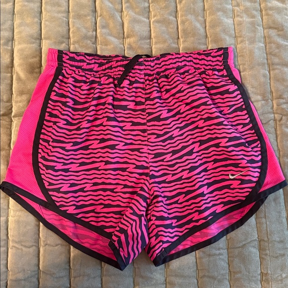 Nike dry-fit Women's Athletic Shorts and VB spanx - Picture 2 of 5